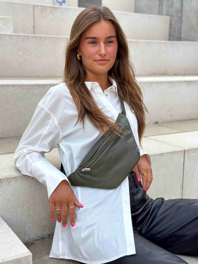 Bumbag olive läder dragkedja framtill Depeche