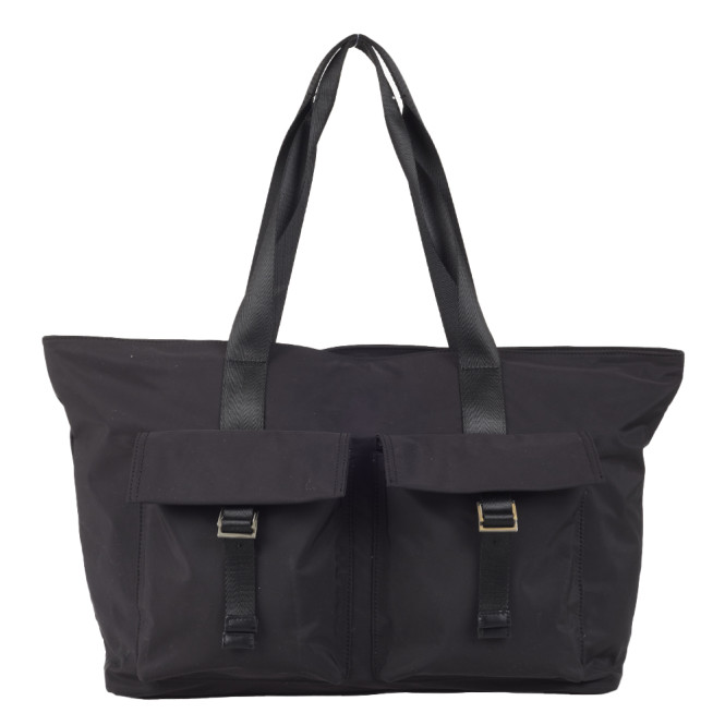 Kasse cargo 2.0 med fickor fram svart Ulrika Design