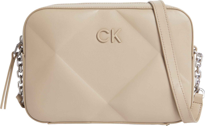 Axelremsväska quiltad silver mink camera bag Calvin klein